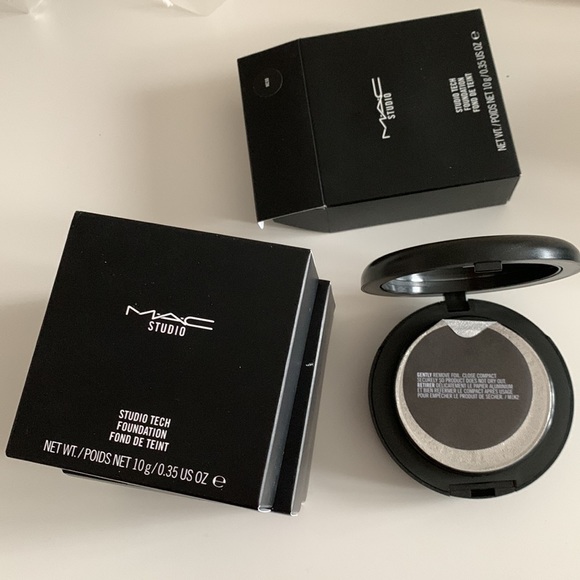 MAC foundation studio tech NEW - Picture 2 of 3